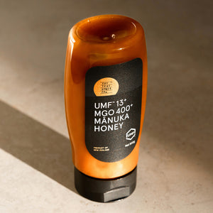 The True Honey Co. 400 MGO Squeezy Manuka Honey, 500g