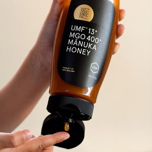 The True Honey Co. 400 MGO Squeezy Manuka Honey, 500g